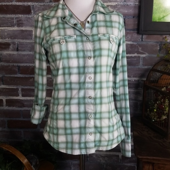 💚 Eddie Bauer Green Flannel Sport Button Up Top - Picture 1 of 4